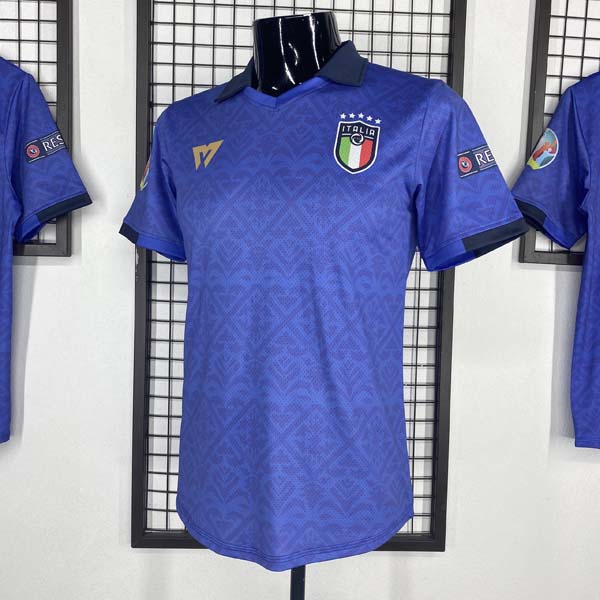 Mẫu áo bóng đá đội tuyển Ý